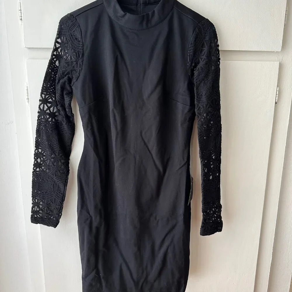 Lulu's Black Lace Long Sleeve Bodycon Dress, Size Small - Picture 5 of 7